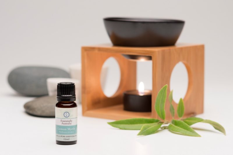 How To Make Australian Essential Oil Blends Essentially Australia